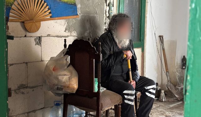 Gebze’de Çöp Evde İnsanlık Dramı: 1 Yıldır Dışarı Çıkmamış