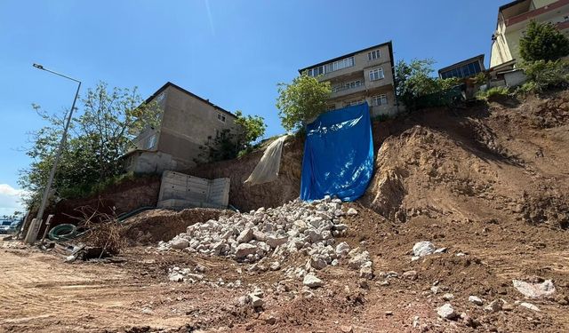 İzmit Belediyesi'nden toprak kaymasına ilişkin açıklama