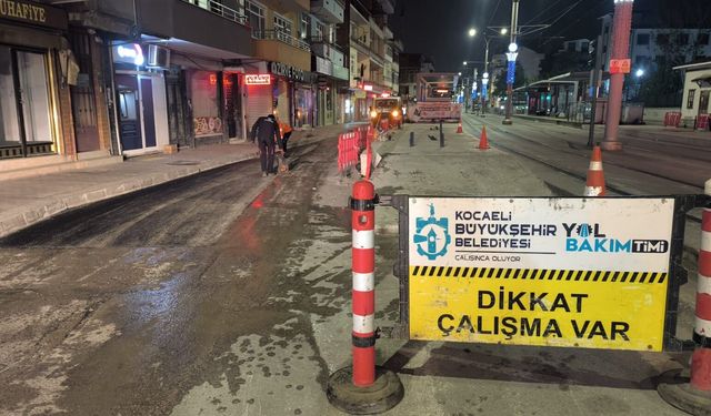 Büyükşehir Ekipleri İzmit’in Dört Bir Yanında Sahada
