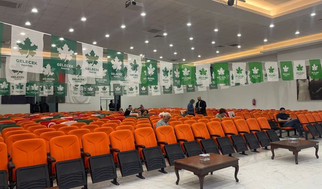 Davutoğlu'nun Kocaeli Programı Son Anda İptal Edildi