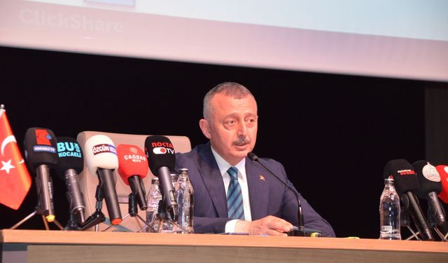 Mecliste tansiyon yükseldi! Büyükakın mikrofonu kapattı