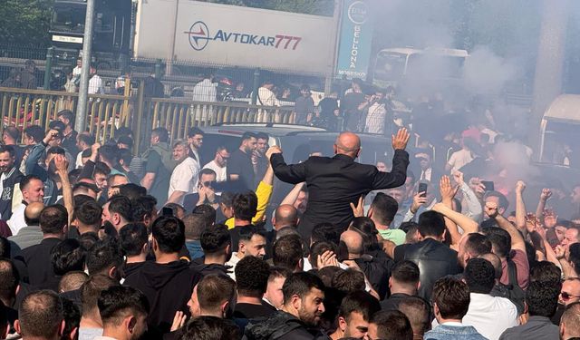 Lastik İşçisinin Beklediği Haberi Başkan Sarı Açıkladı