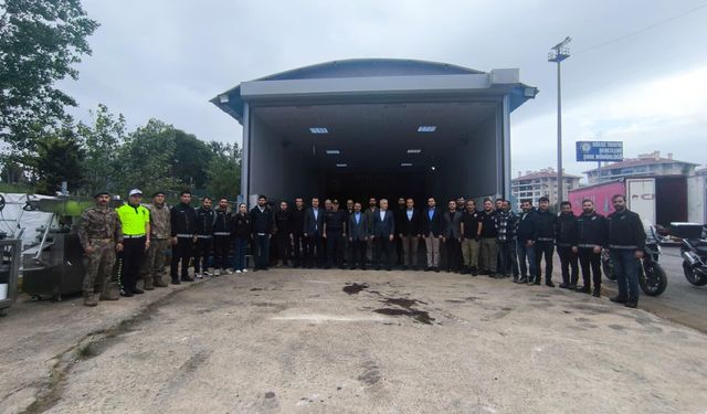 Vali Aktaş’tan Narkotik Şube’ye tebrik ziyareti