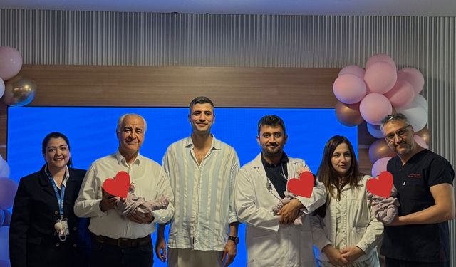 Konak Hastanesi’nde üçüz mucizesi: “Günaydın Bebekler” taburcu edildi