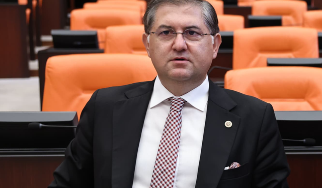 YILDIZLI MECLİSTE İSYAN ETTİ: KOCAELİ'DE ELEKTRİK YOK !