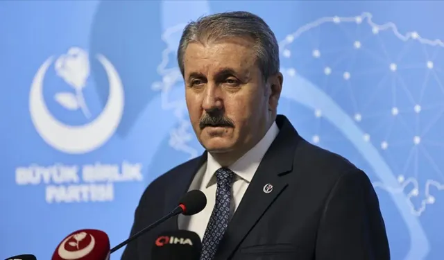 Büyük Birlik Camiası Yasta