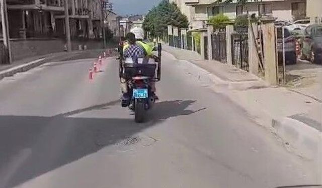 Kimliğini Kaybeden Öğrenciyi Polis Ekipleri Sınava Yetiştirildi