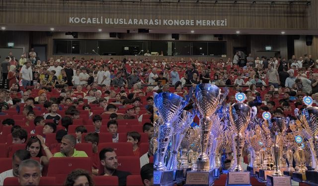 Binlerce amatör sporcunun gözü protokolde: Kupalar bugün sahiplerini buluyor