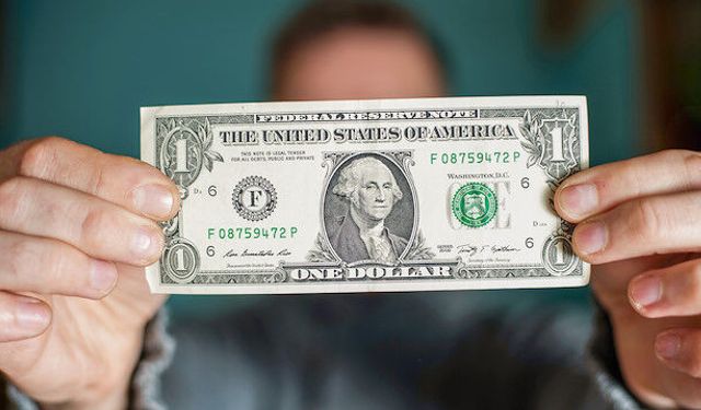 Piyasalarda döviz hareketliliği: Güncel Dolar ve Euro fiyatları