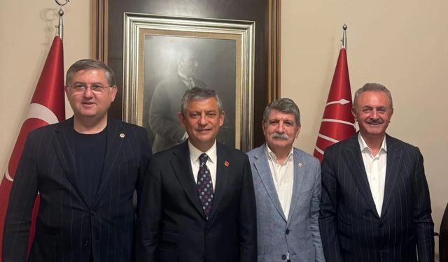 CHP Kocaeli Vekillerinden Özgür Özel’e Ziyaret