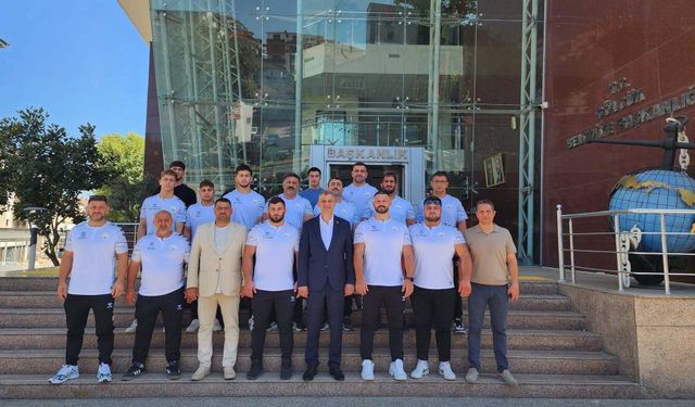 Gölcük’ün pehlivanları Kırkpınar yolcusu