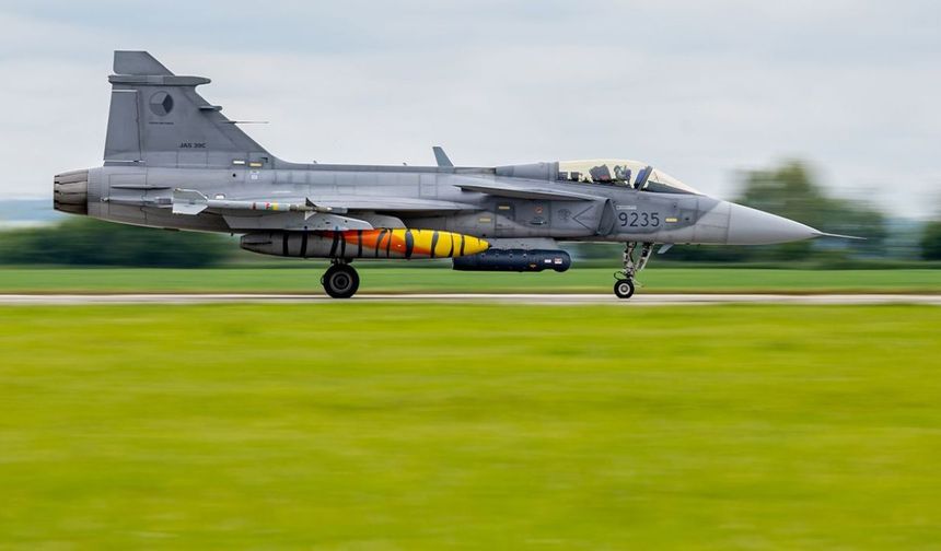 150 Savaş Uçağı Alınıyor