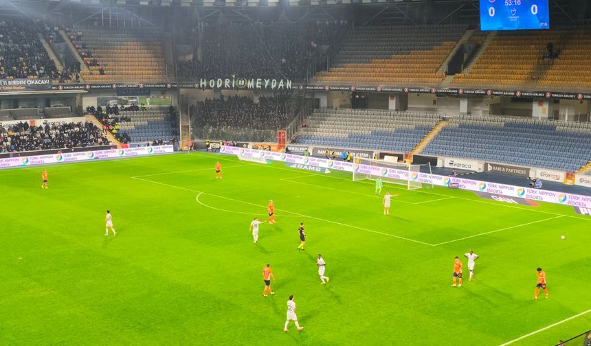 İlk yarıda Kocaelispor üstün ama gol yok