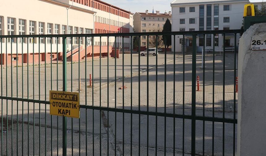 Lise Öğrencisi Zehirlendi!