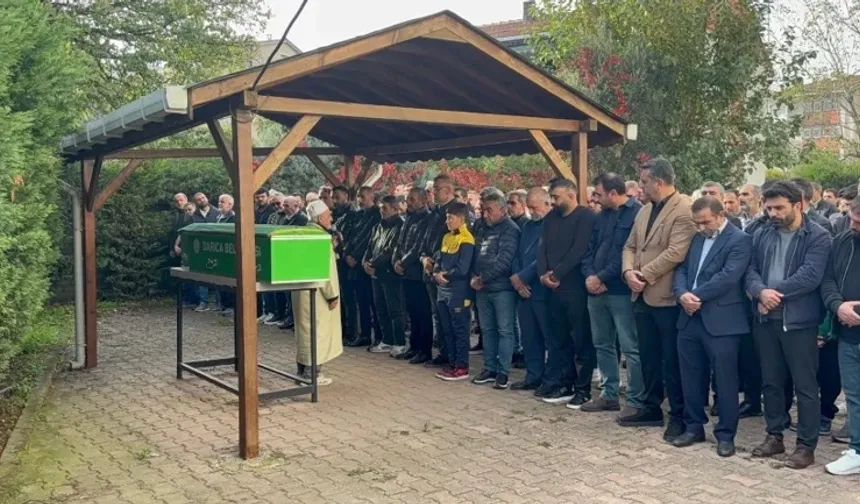 Thodex Davasının Sanığı Faruk Fatih Özer, Darıca’da Toprağa Verildi