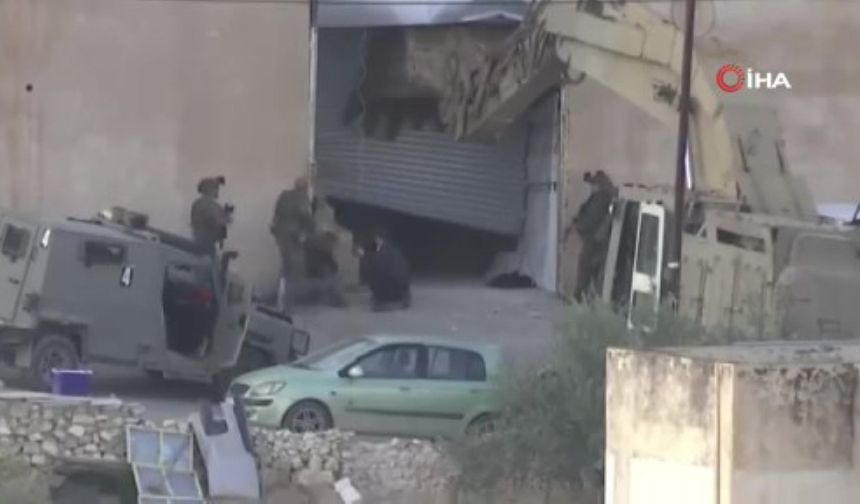 İsrail, teslim olan 2 Filistinliyi infaz etti