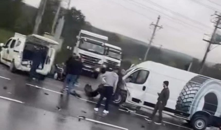 Sakarya'da zincirleme kaza!