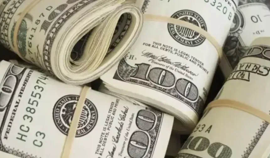 Bugün Dolar, Euro ve Sterlin Ne Kadar Oldu?