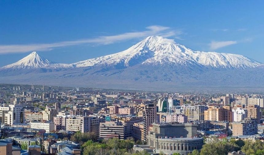 Ermenistan, Ağrı Dağı Sembolünü Pasaporttan Sildi