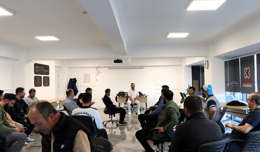 Büyükşehir’den mezarlık personeline drama eğitimi