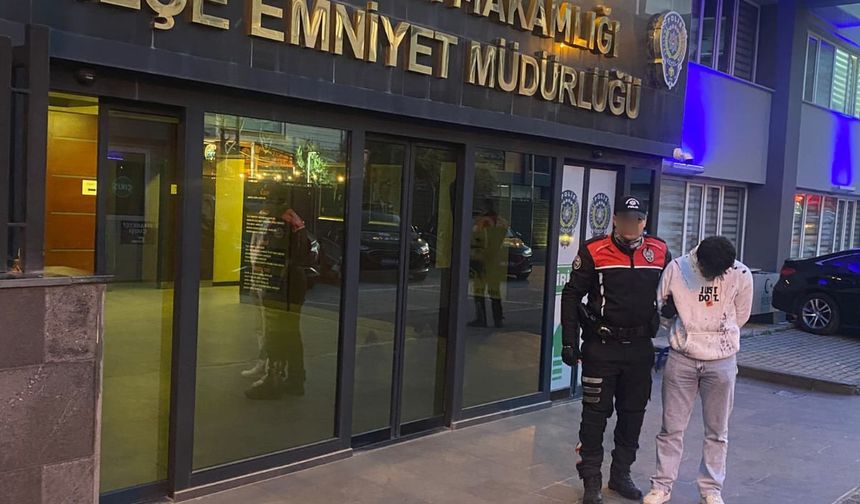 Dolandırıcılıktan 4 Yıl 7 Ay Cezası Olan Şahıs Yakalandı