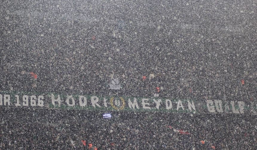 Kocaelispor – Trabzonspor Maçında 4 Bin Taraftar Maça Gelmedi