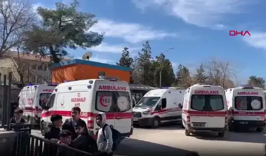 Okulda Cıva Zehirlenmesi Şüphesi: Onlarca Ambulans Sevk Edildi