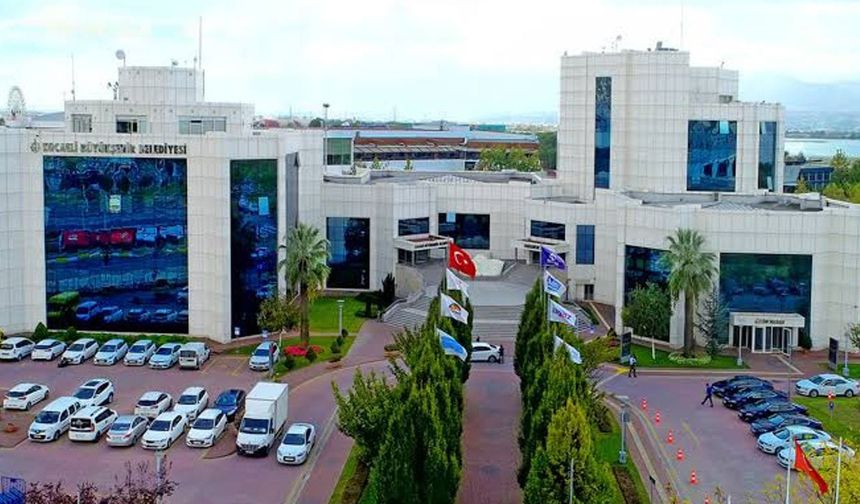 Binlerce İşçinin Gözü Masadaydı, Zam Teklifi Gelmedi