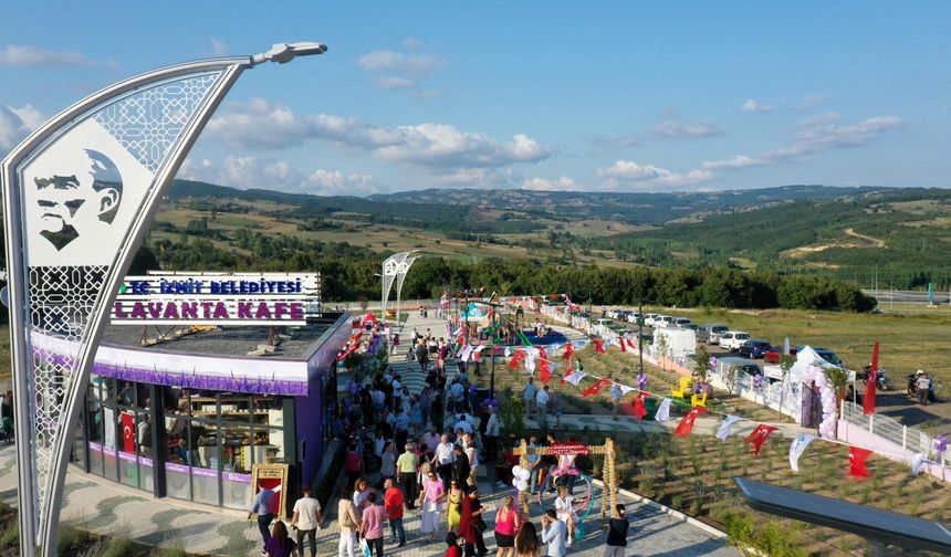 Gülümse Lavanta Kafe'ye yeniden kiralama