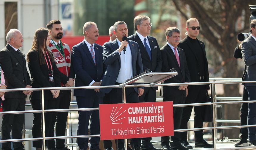 Özgür Özel Kocaeli’de On Binlere Seslendi