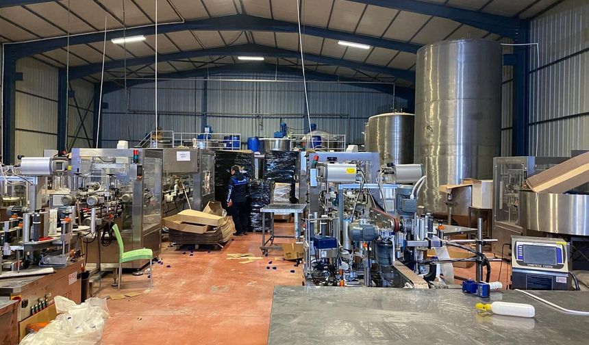 Kocaeli'de Kaçak Üretim Yapan İşletme Mühürlendi