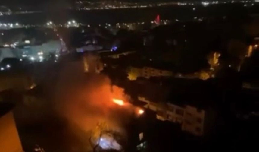 İzmit'te İki Katlı Ev Alevlere Teslim Oldu