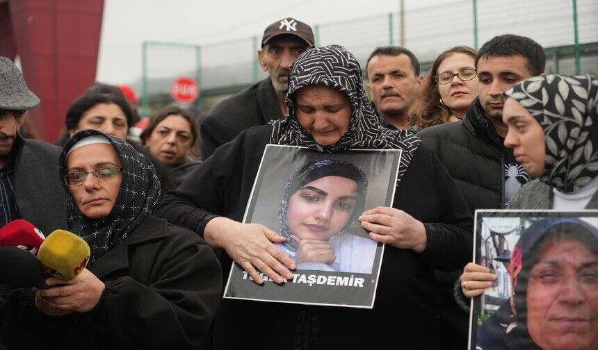 Gözü Yaşlı Aileler Adalet İstedi: 'Evlatlarımızın Kanı Yerde Kalmasın'