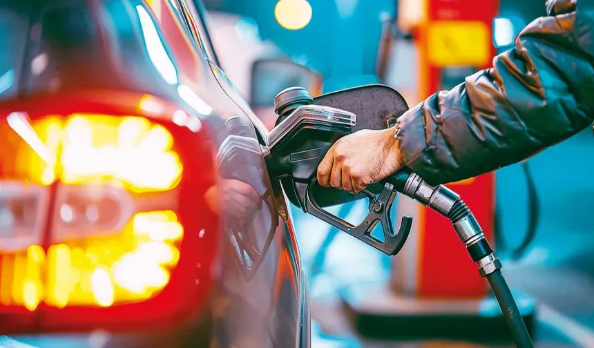 Akaryakıta Bu Gece Dev Zam Geliyor!