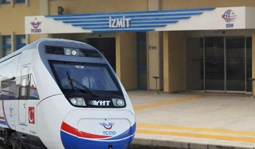 İzmit’te Bayram Yoğunluğu: YHT Biletleri Tükendi