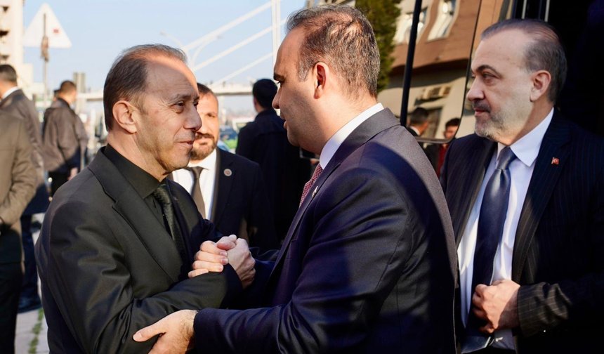 Bakan Kacır’dan yeni il başkanı ziyareti