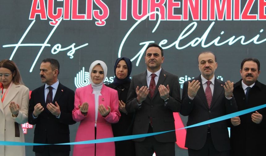 Bakan Göktaş Başiskele’de: Kadınlara yönelik BAŞ-MEK merkezleri açıldı