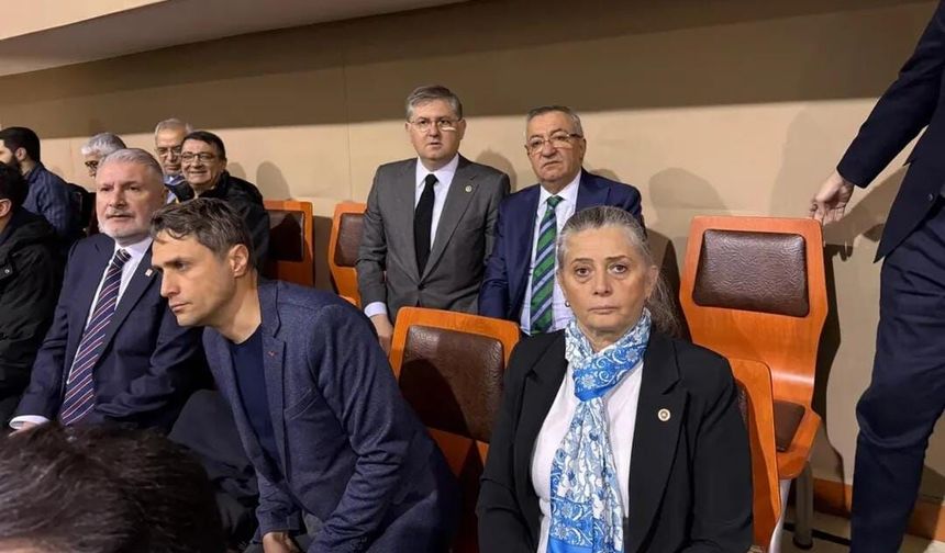 CHP Kocaeli Heyeti Silivri’de!