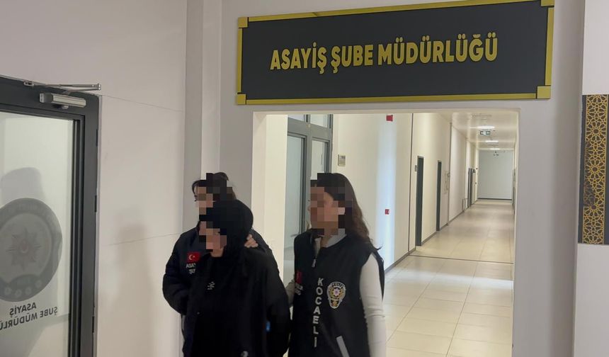 Adliye Önünde Tacizcisini Bıçaklayan Kadın Tutuklandı