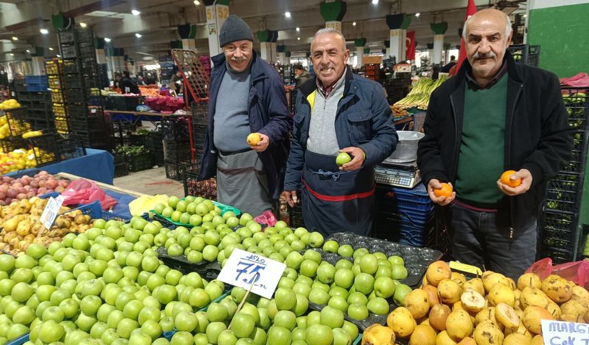 Bayram Sonrası Pazar Tezgâhı Cep Yakıyor