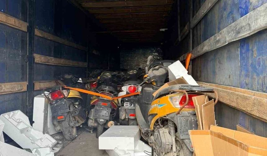 Kocaeli de aralarında: Nakliye çetesi çökertildi