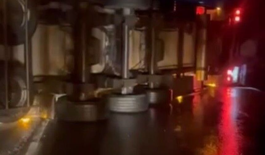 Korkunç Kaza! 3 Tır Kazaya Karıştı!