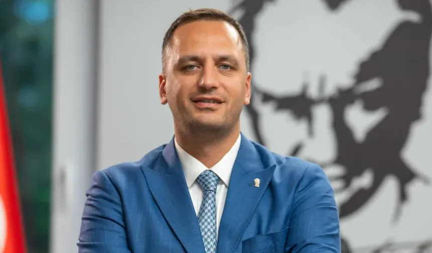 SON DAKİKA: Bornova Belediye Başkanı Gözaltına Alındı!