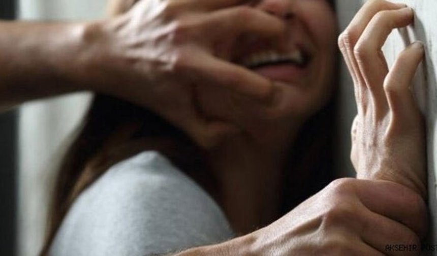 Servis Şoförü Kadın Çalışanı İstismar etti!