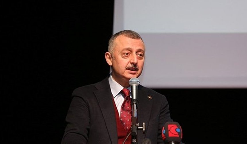 23 Nisan tartışmasına Büyükakın noktayı koydu