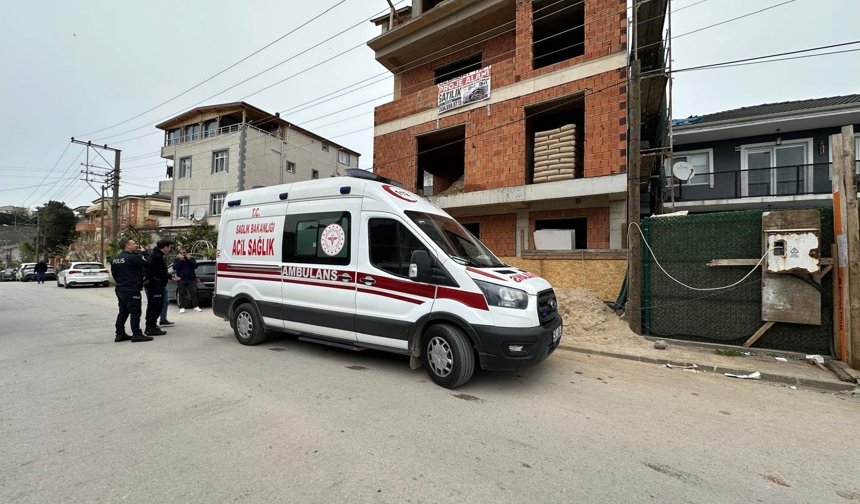 Derince’de Bir İşçi İnşaattan Düştü!