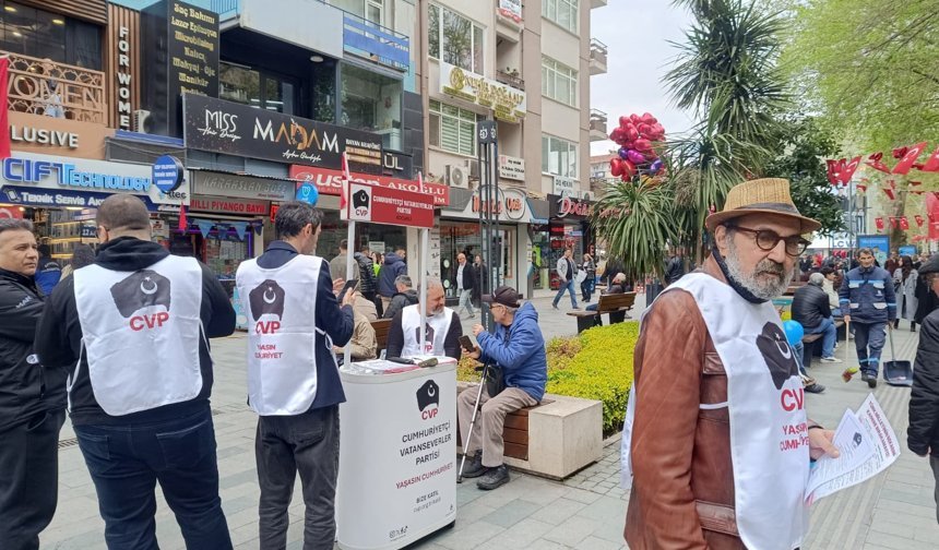 Kocaeli’de Partililer Stant Sırasına Girdi