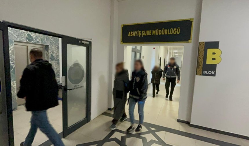 Evlerden Ziynet Çalan “Çarşaflı” Şüpheliler Tutuklandı