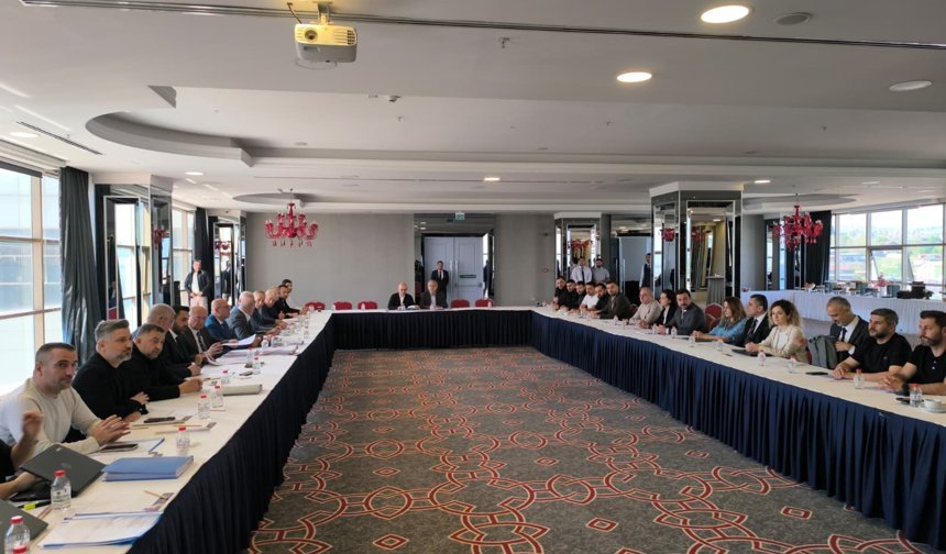 Lastik işçileri için kritik masa kuruldu