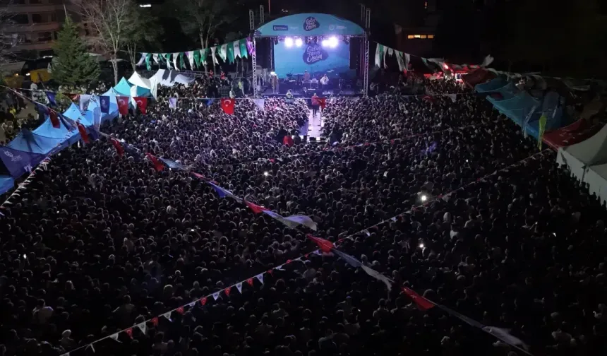KOÜ Fest 2026 Eypio Konseriyle Tamamlandı